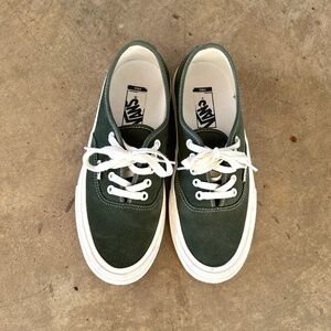 Men’s Vans Authentic Pro, Green Suede